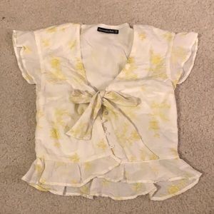 Romantic Embroided crop top